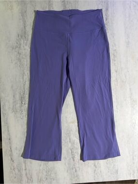 lululemon athletica Nulu Charged Indigo Groove Super High Rise Crop Pant 23”